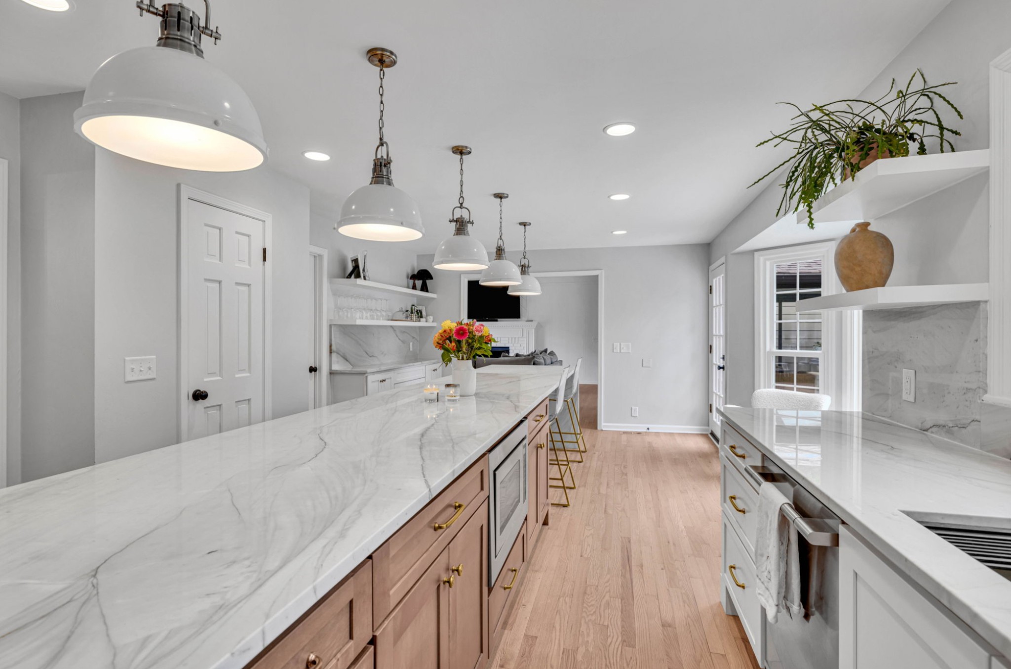 6101 Belle Rive Dr