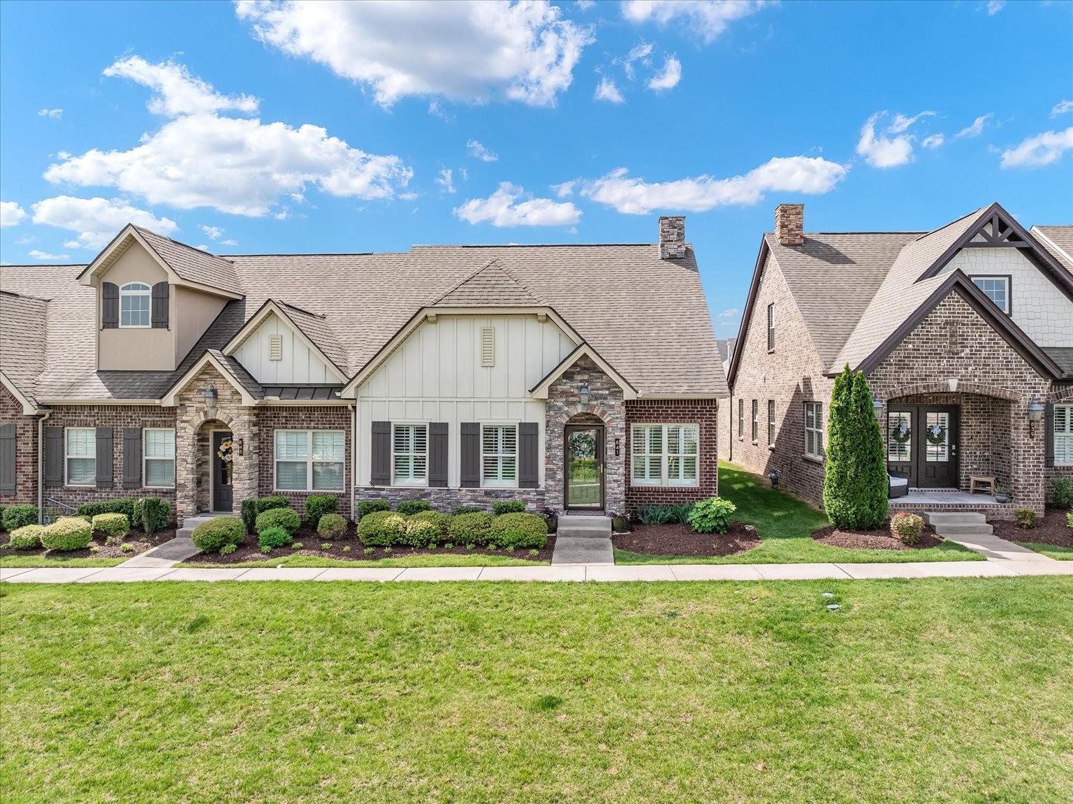 841 Cottage House Ln