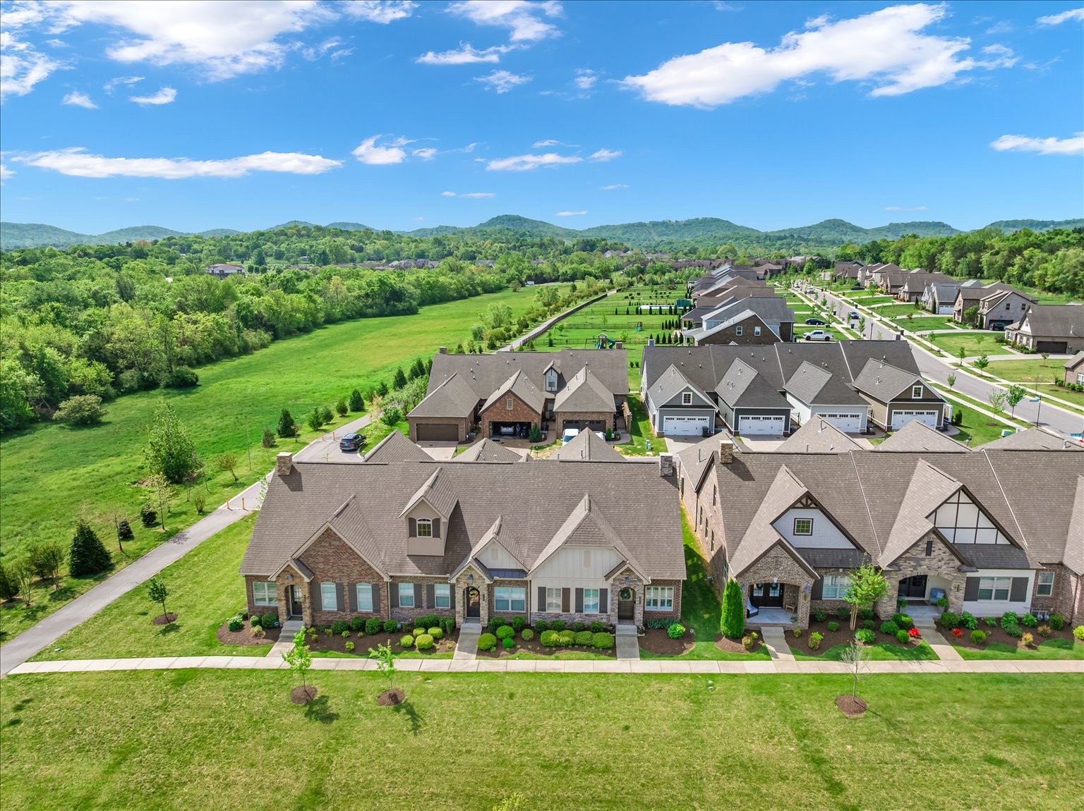 841 Cottage House Ln