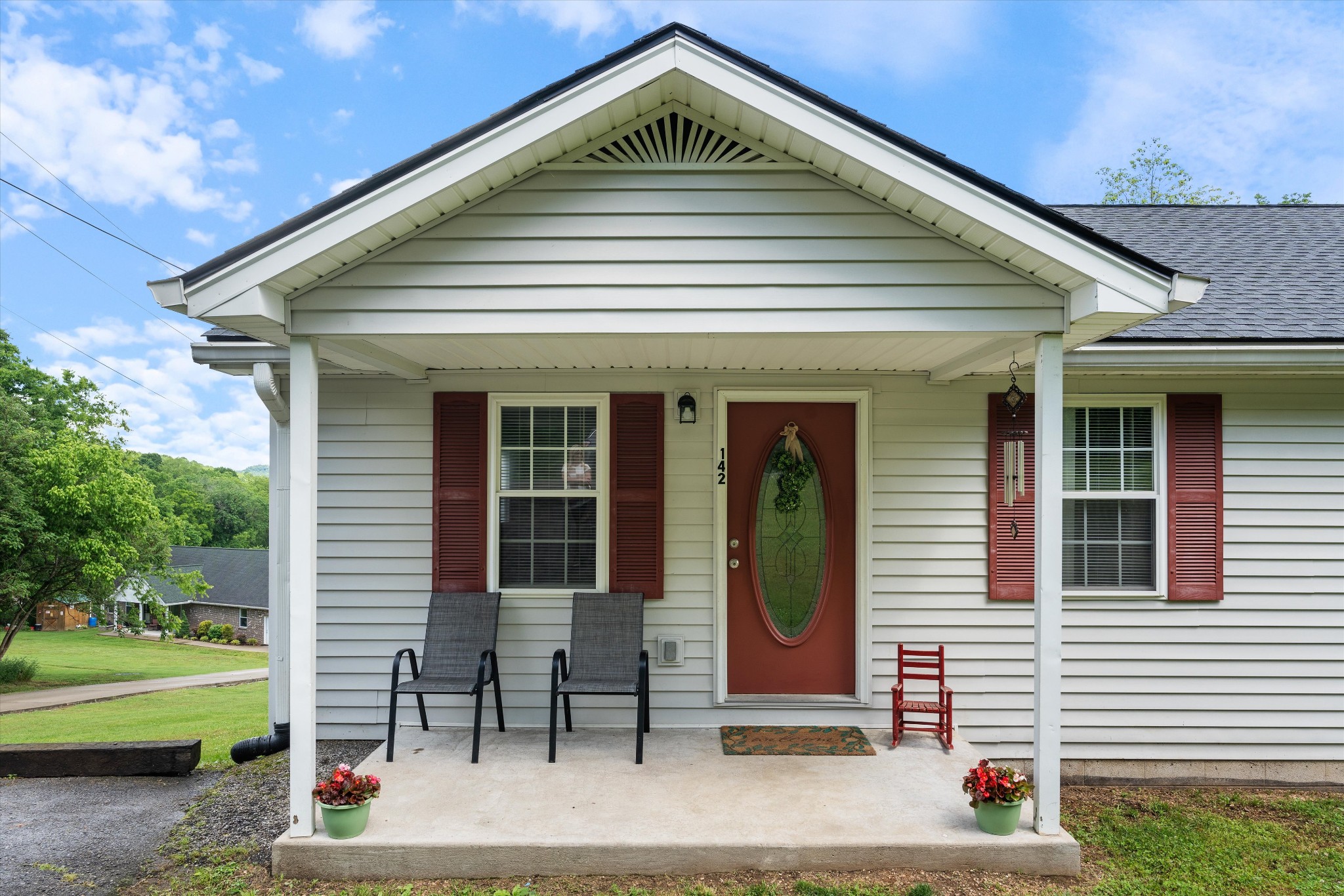 142 Gordon Dr
