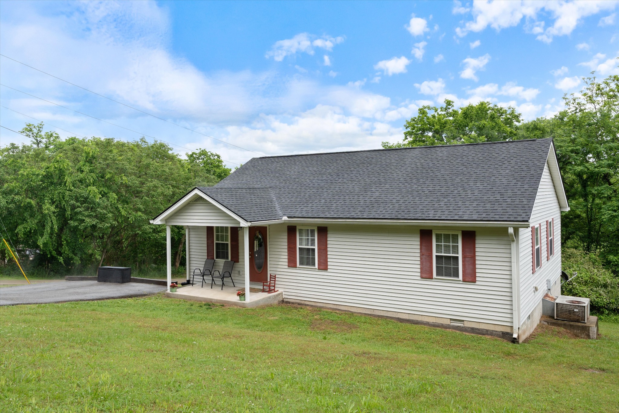 142 Gordon Dr