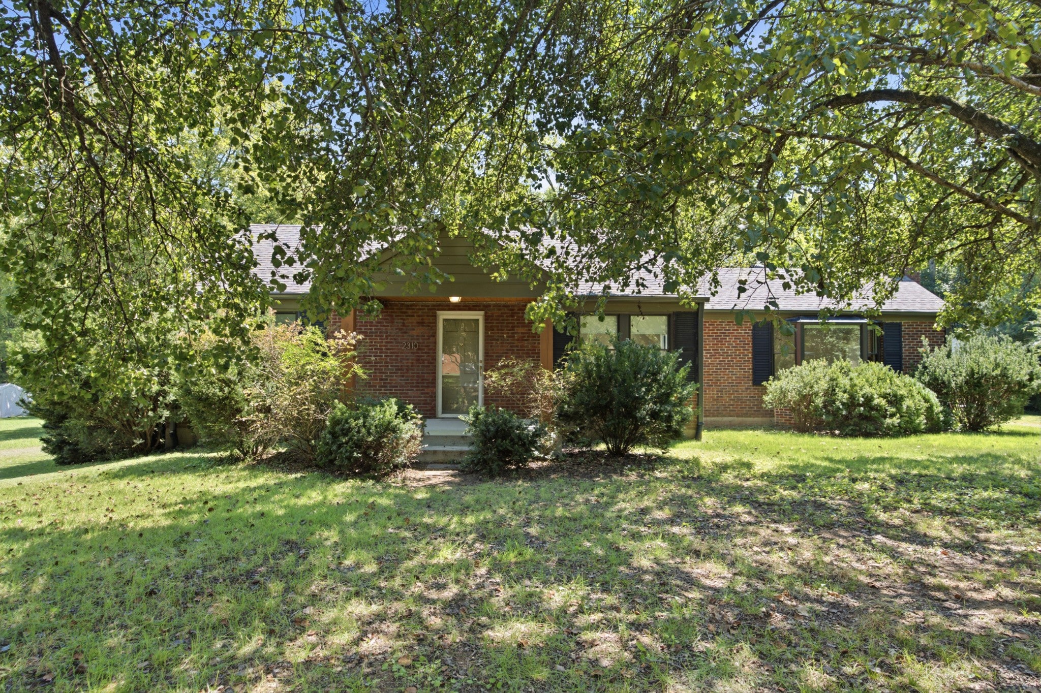 2310 Milton Dr