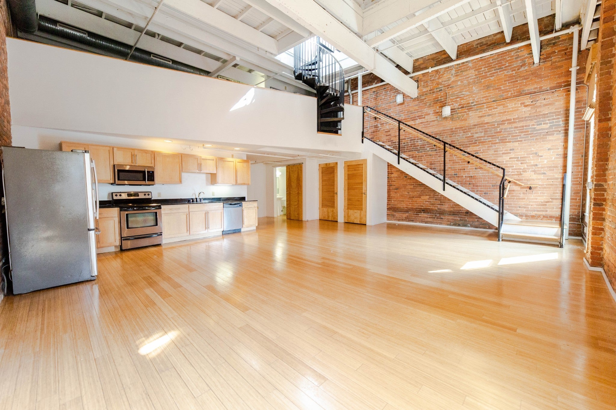 305 Church St 306, Nashville TN 37201 2-bed condo, photo 2 of 22