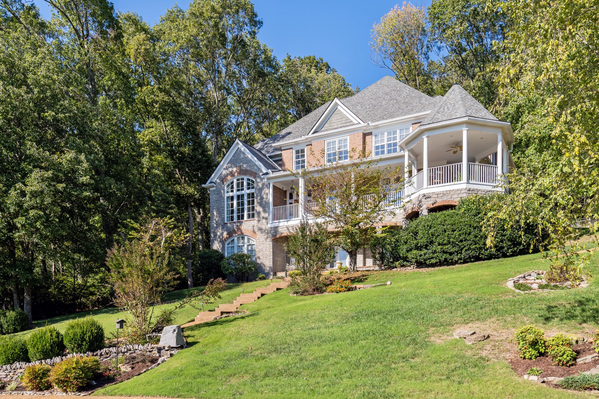402 Stafford Close