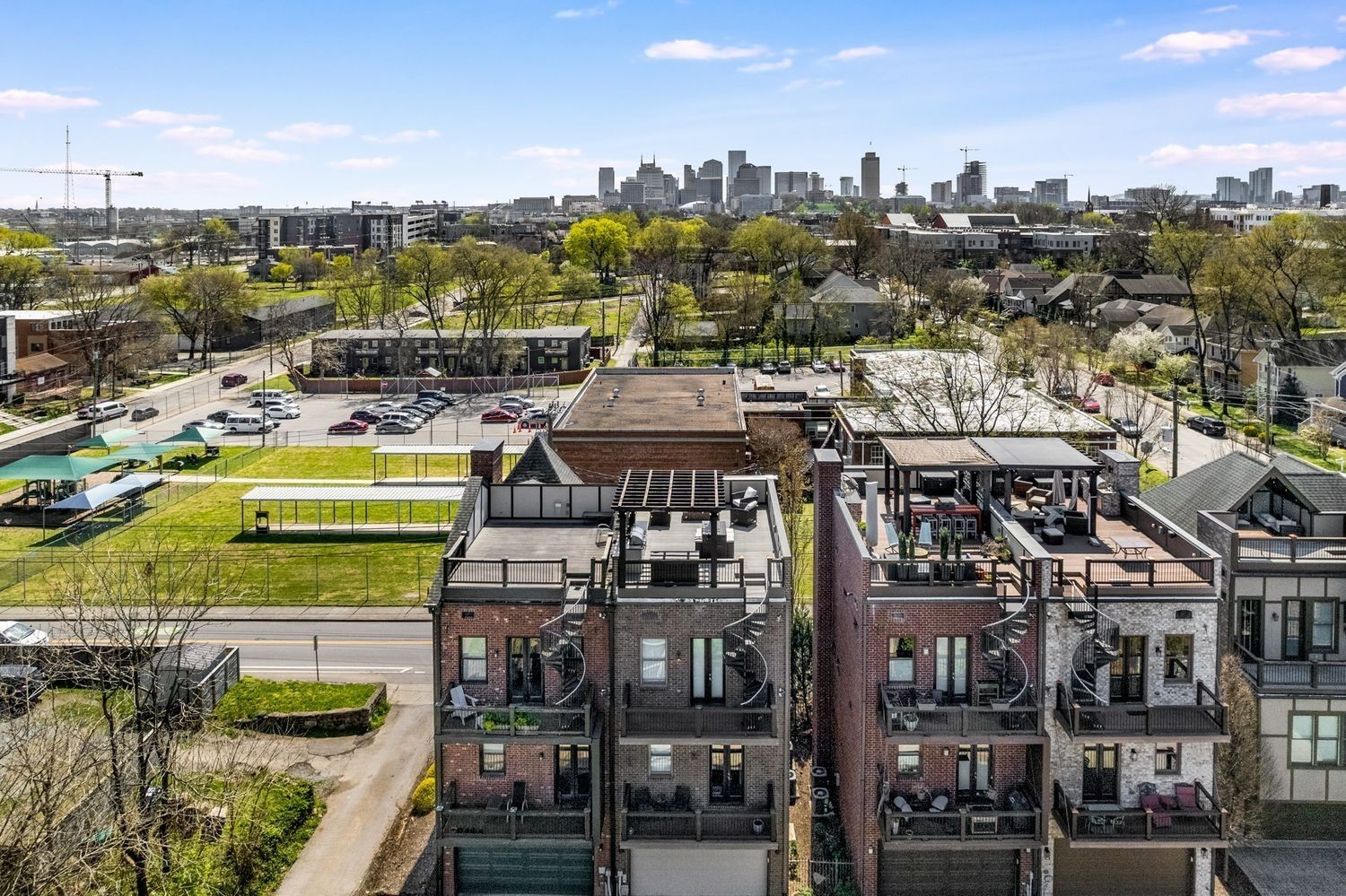 Nashville, Tennessee 37208, United States, 3 Bedrooms Bedrooms, ,4 BathroomsBathrooms,Residential,Active,100190