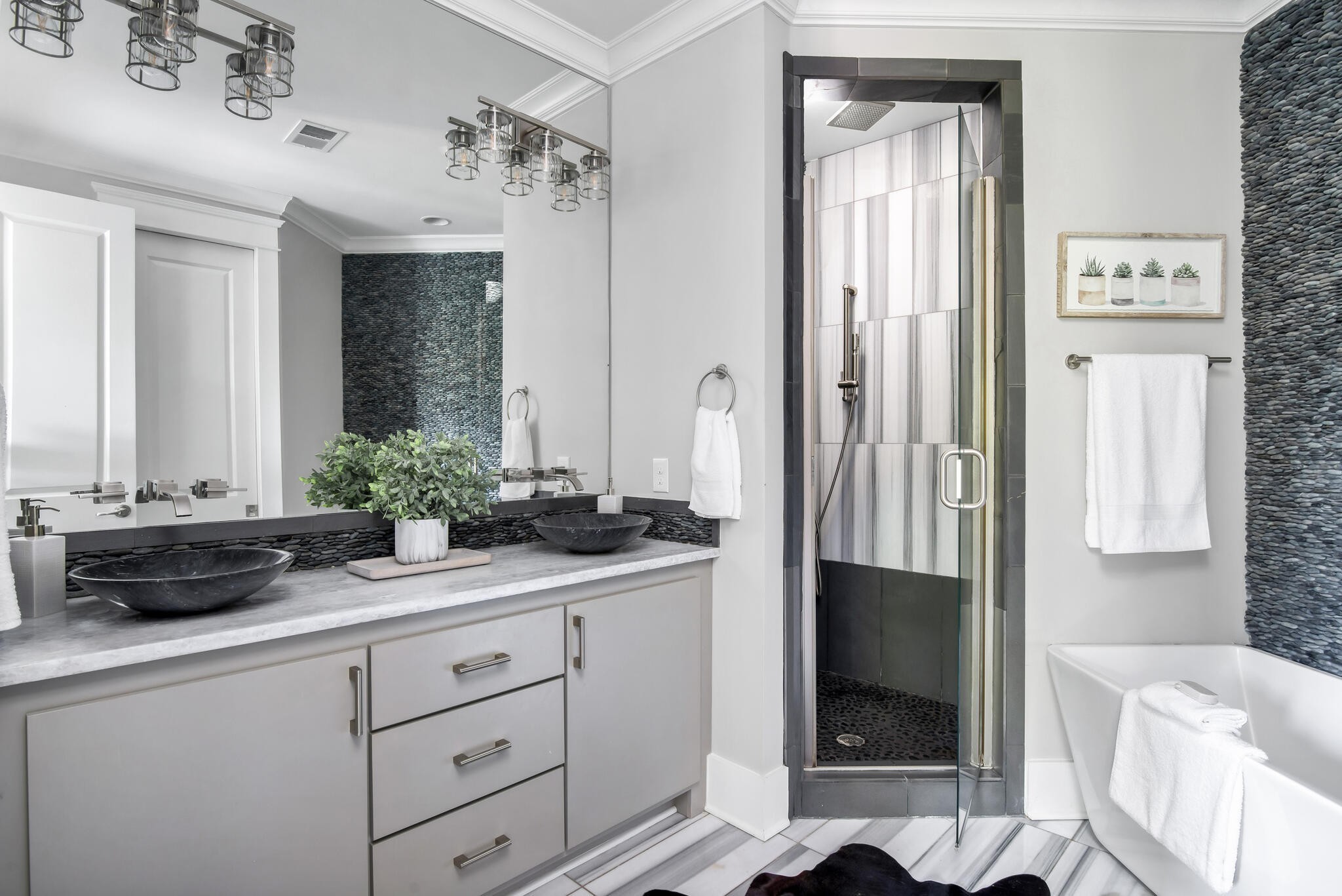 Nashville, Tennessee 37208, United States, 3 Bedrooms Bedrooms, ,4 BathroomsBathrooms,Residential,Active,100190