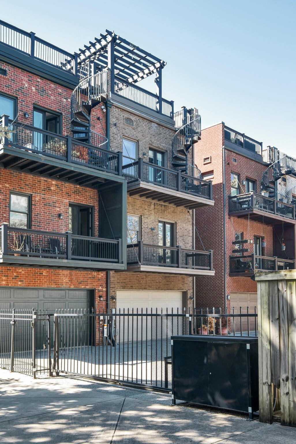 Nashville, Tennessee 37208, United States, 3 Bedrooms Bedrooms, ,4 BathroomsBathrooms,Residential,Active,100190