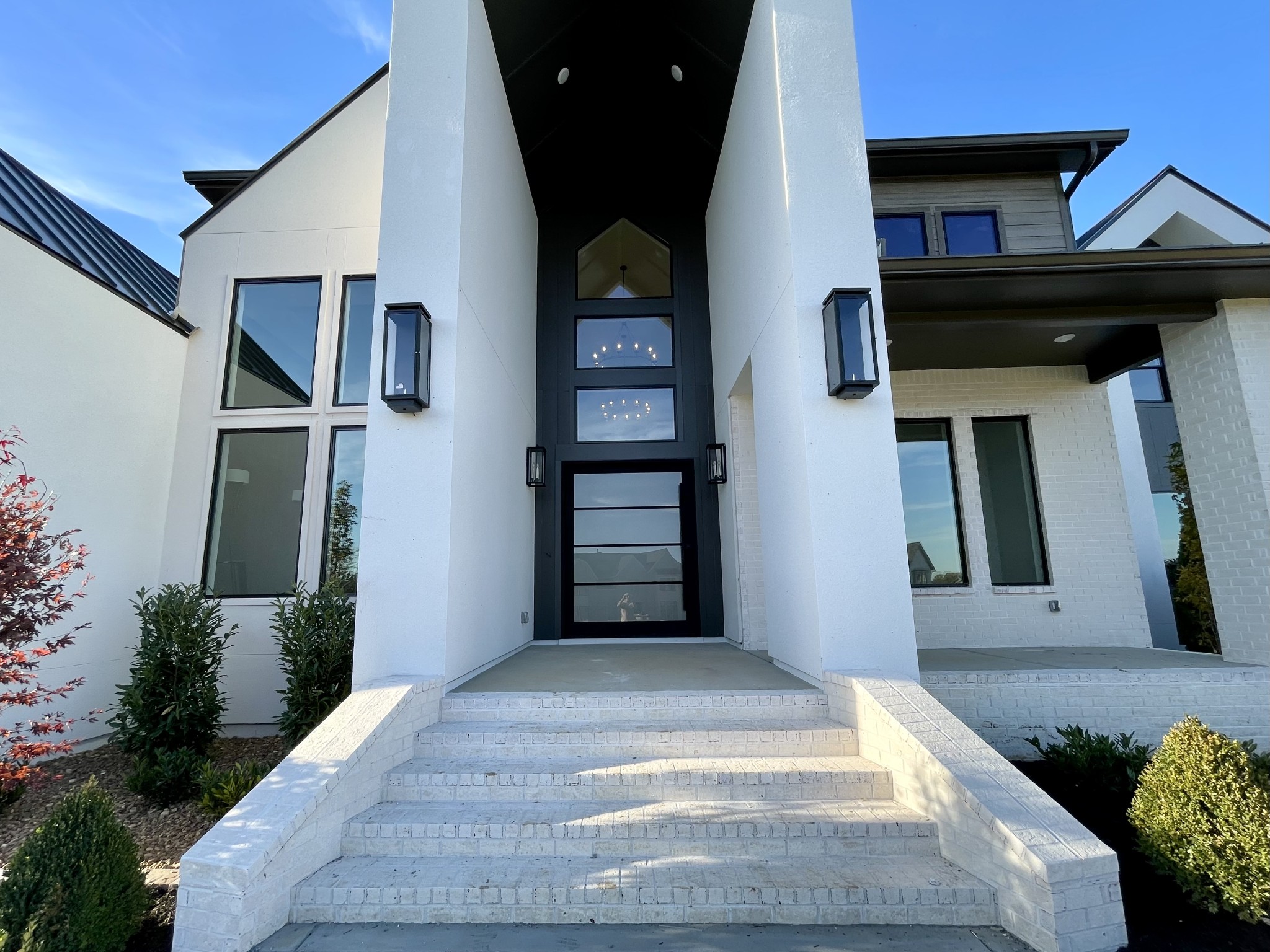 8122 Boiling Springs Pl