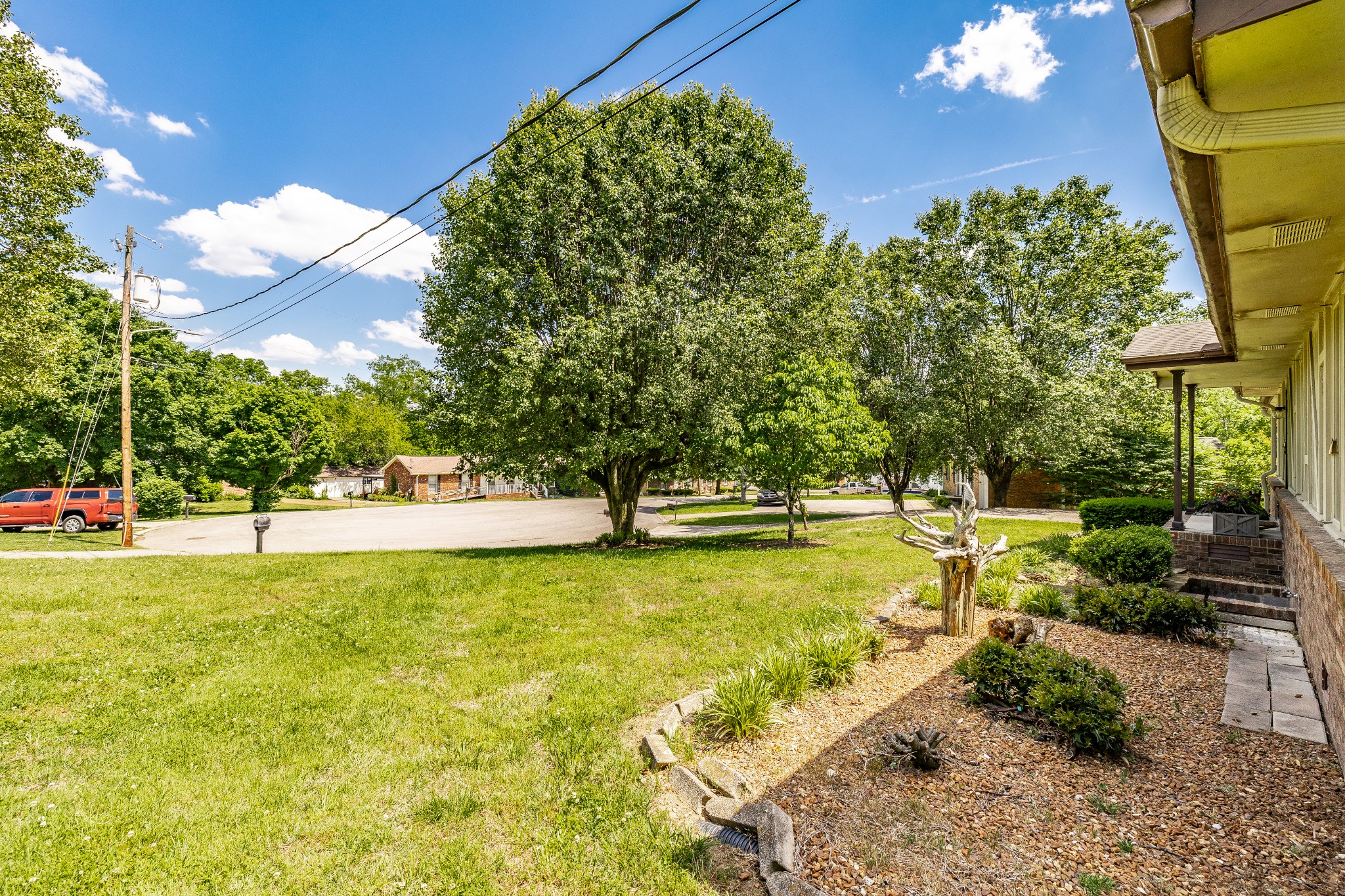 204 Bryan House Dr