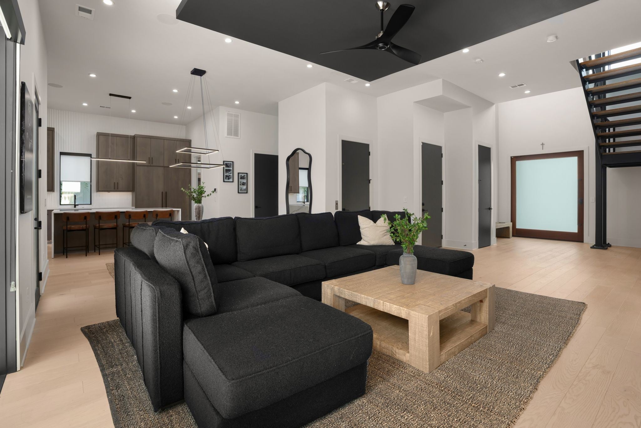 135B 39th Ave N