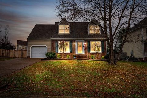 1602 Bryson Cv Thompsons Station TN 37179