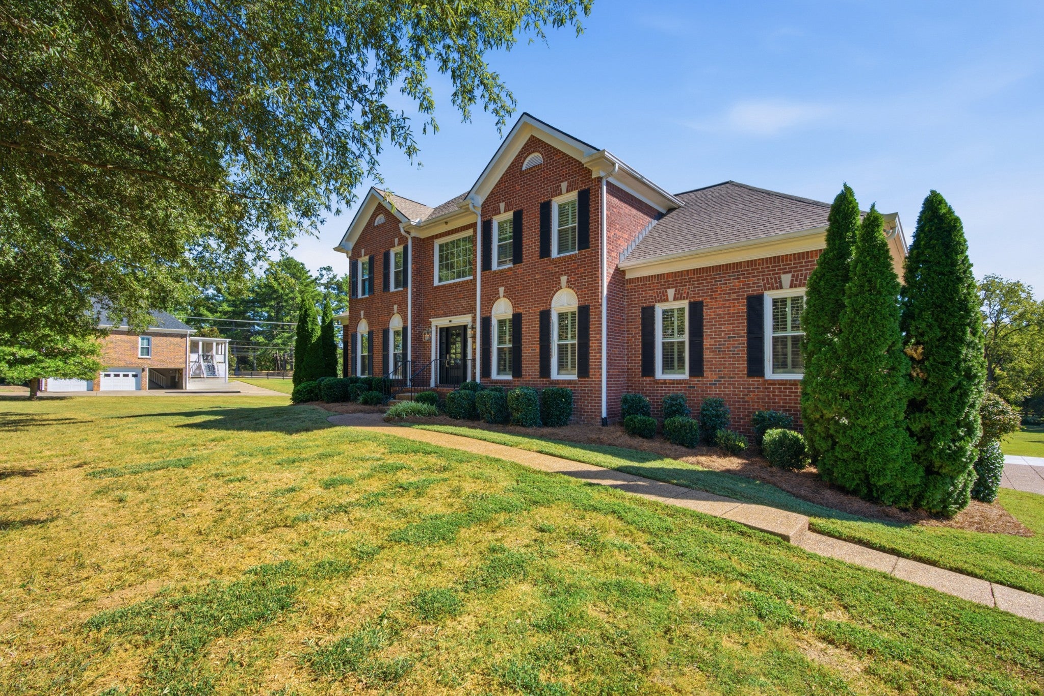 2405 Douglass Glen Ln