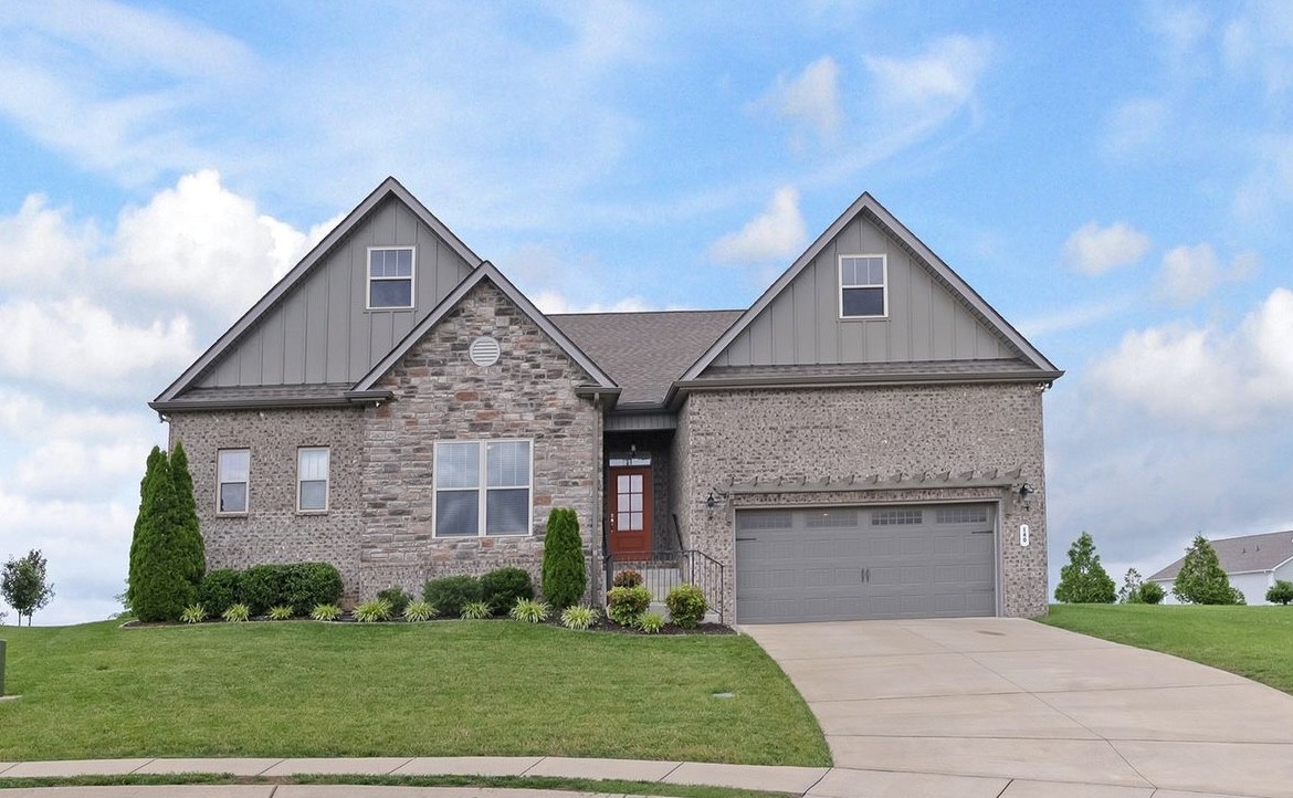 140 Split Rail Ln