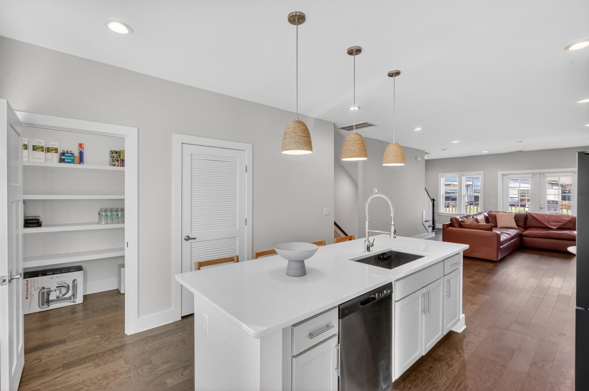 6719 Charlotte Pike #3