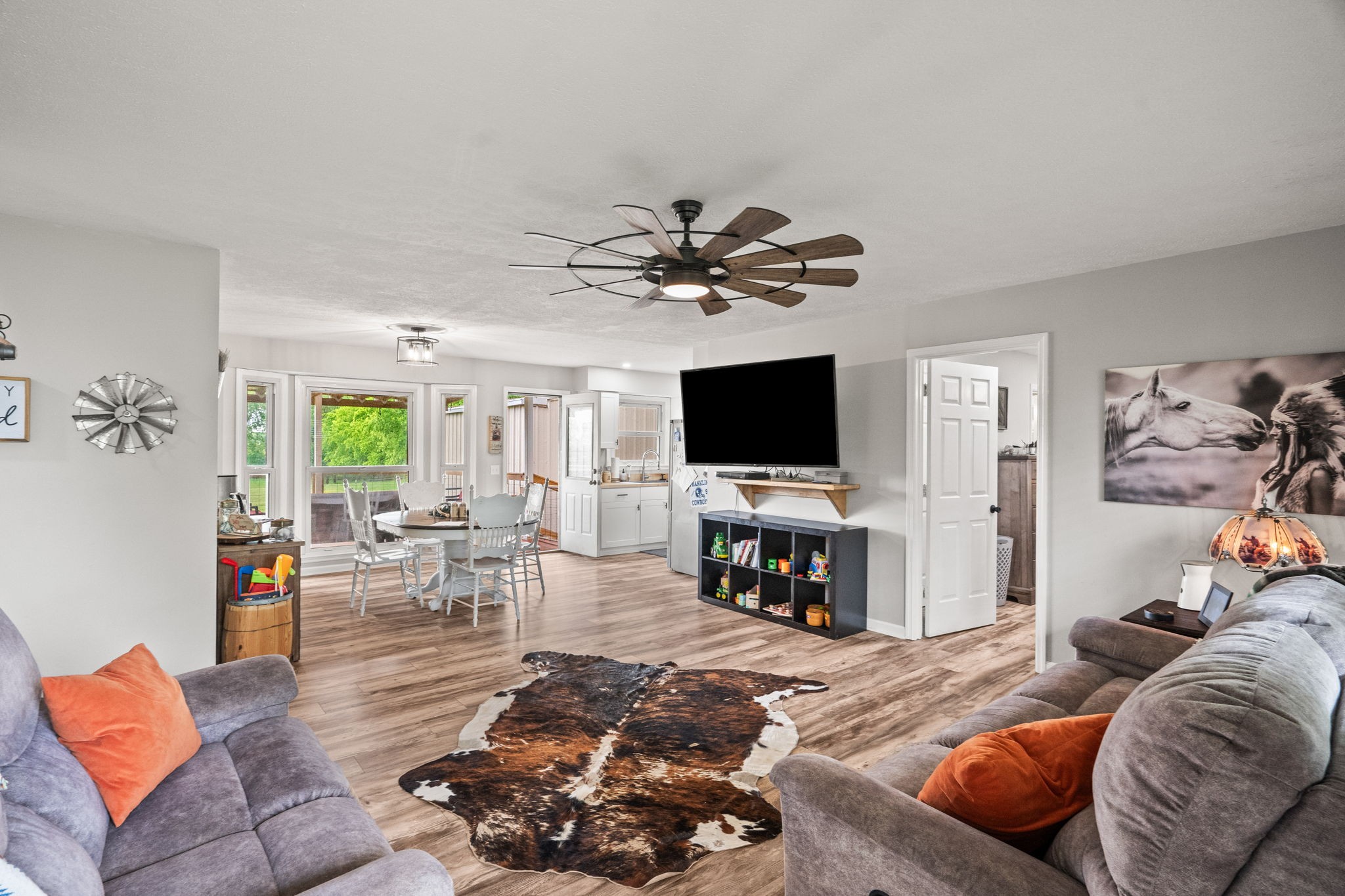 5535 Highway 161