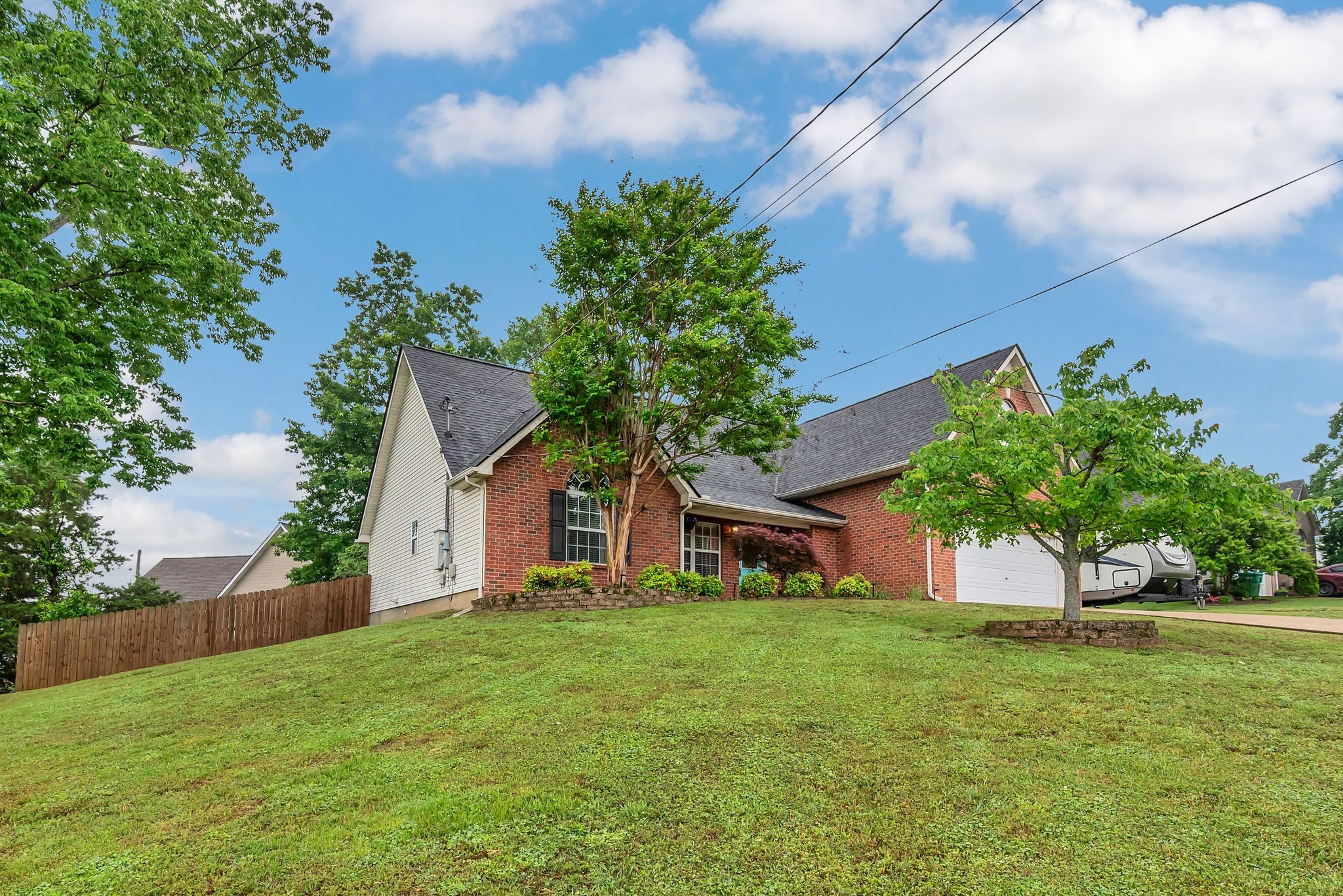 2305 Discovery Ct