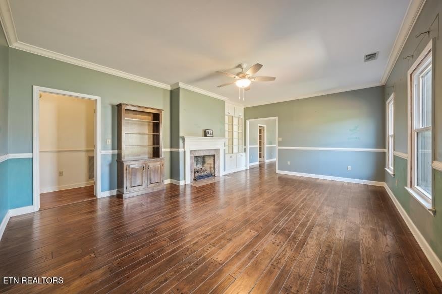 1210 Briar Lea