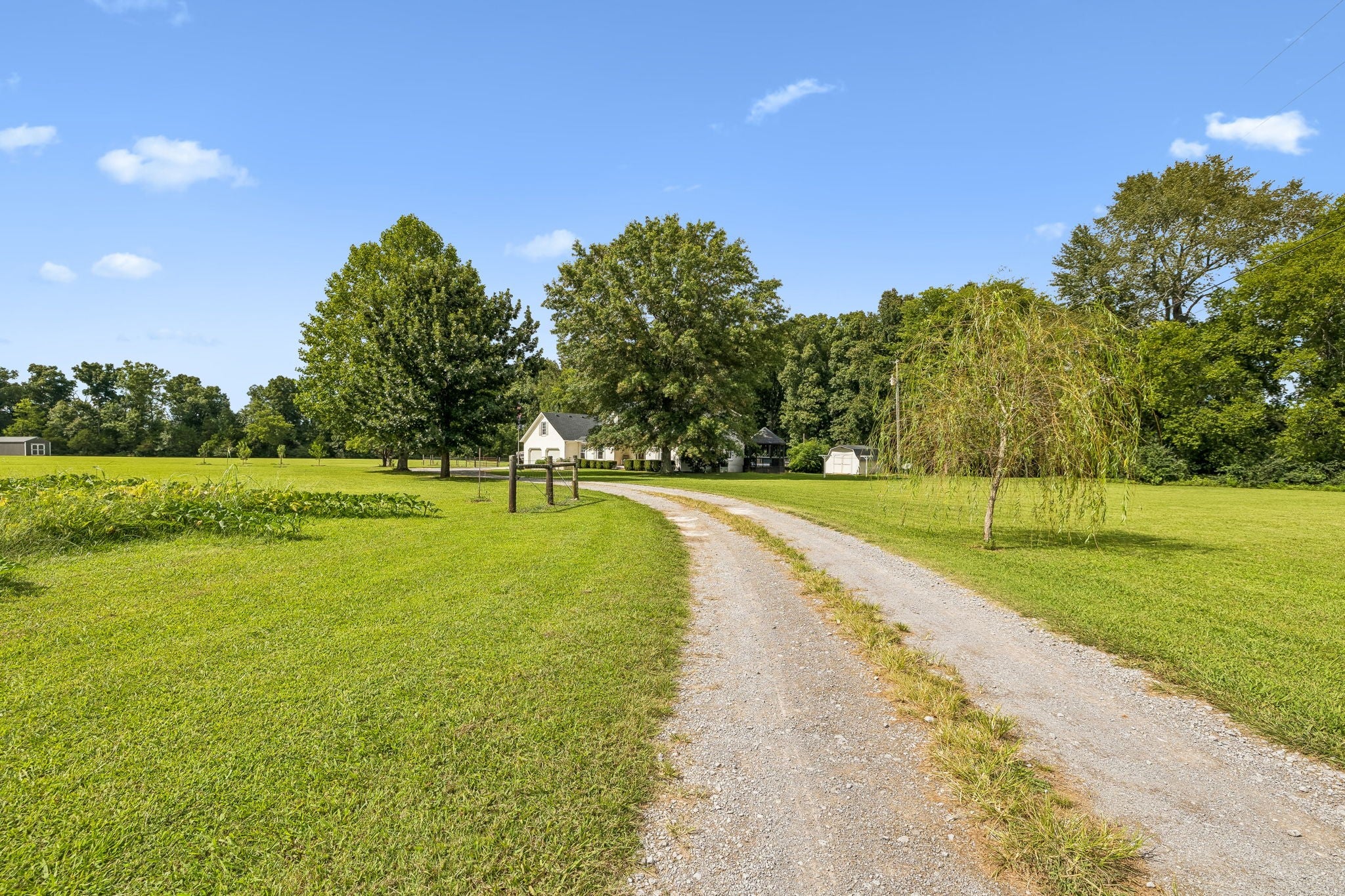 912 River Barfield Rd