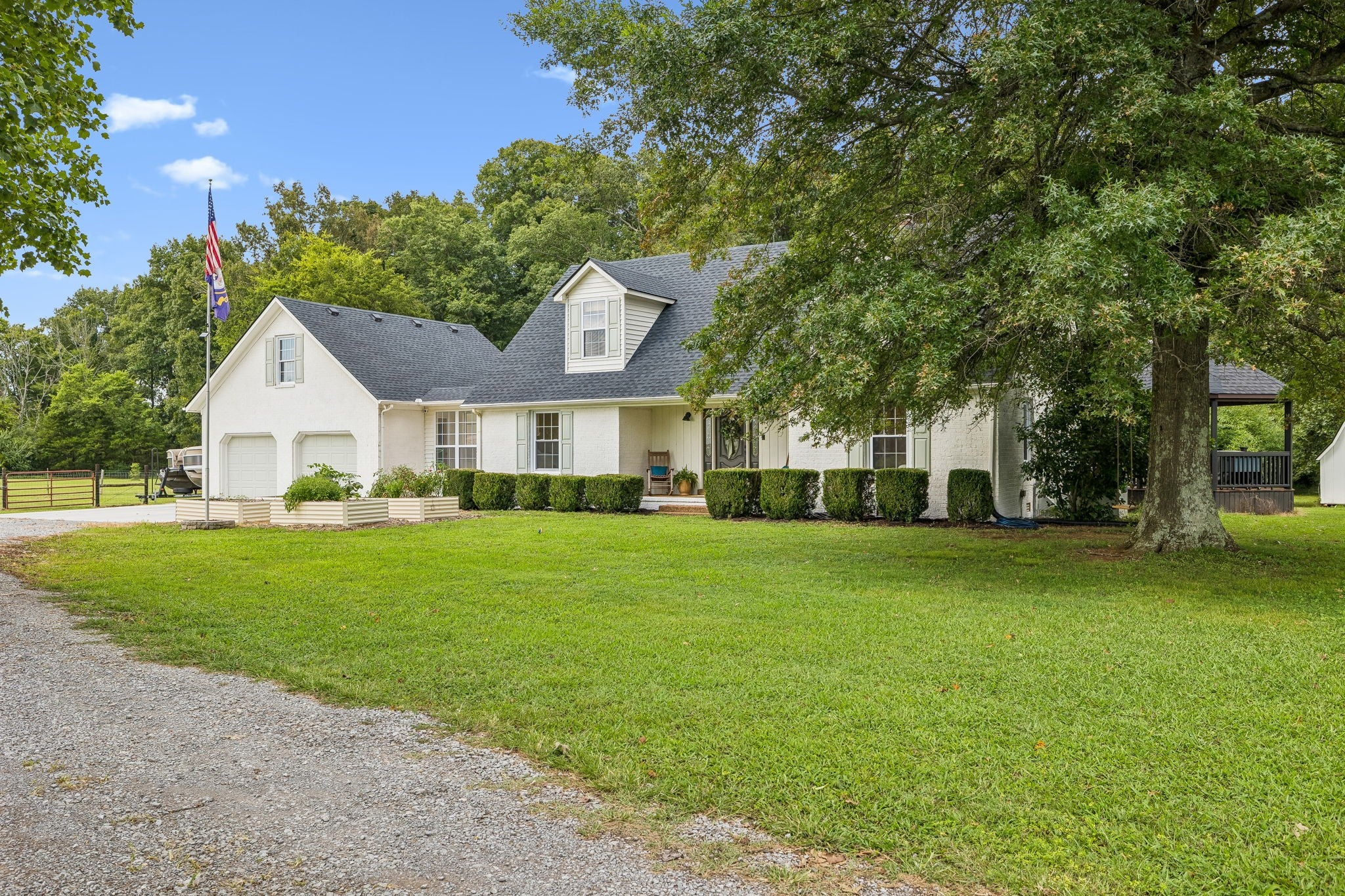 912 River Barfield Rd