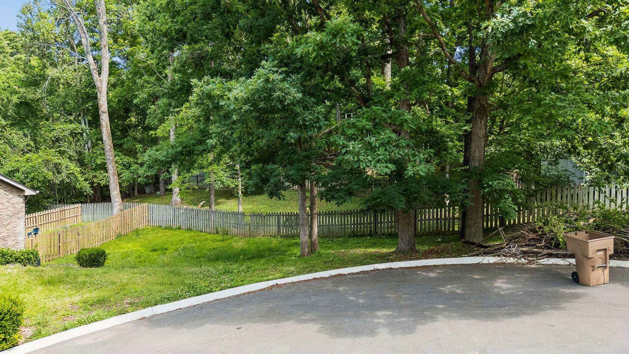 804 Harpeth Trace Pl