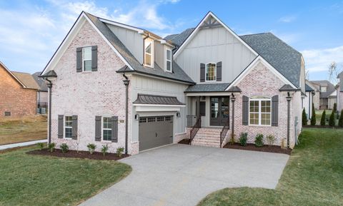 2024 WT Chandler Blvd #81 Gallatin TN 37066