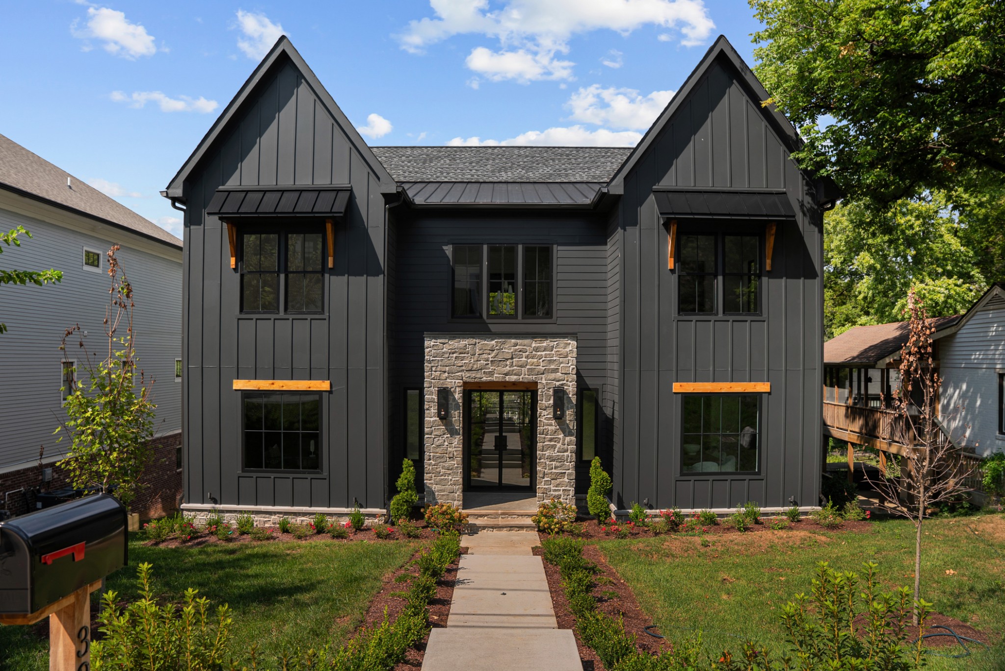 3204 Overlook Dr