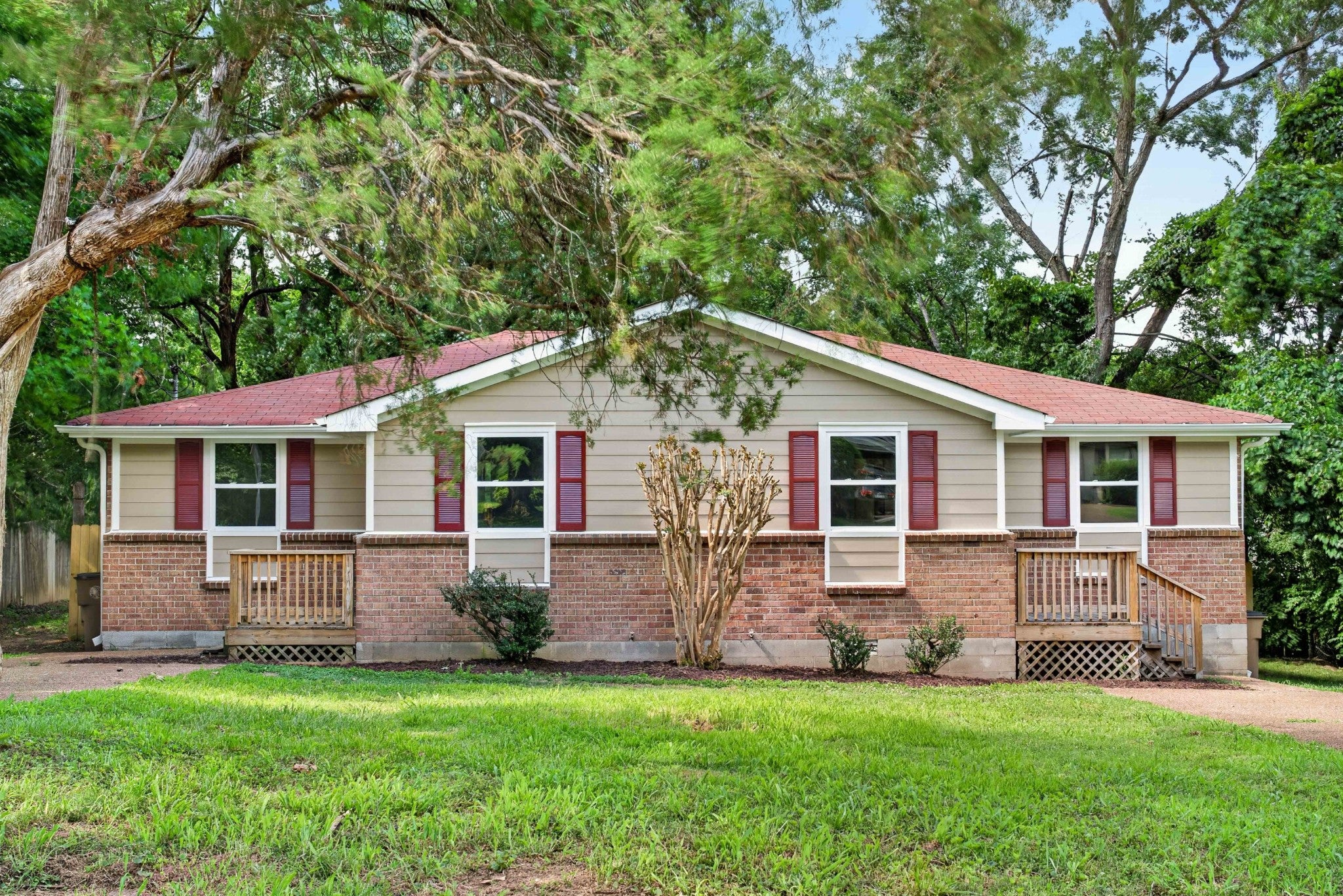 listing at 202 Wheeler Ave, Nashville