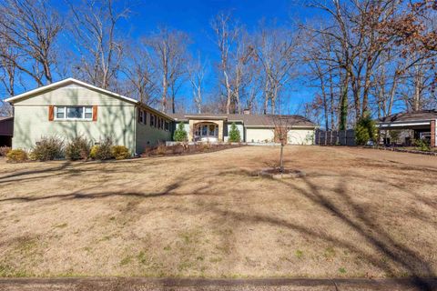 Photo of 126 Patsy Dr, Florence, AL 35633 (MLS # 3164757)