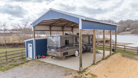 2117 Hardin Bottom River Rd Clifton TN 38425