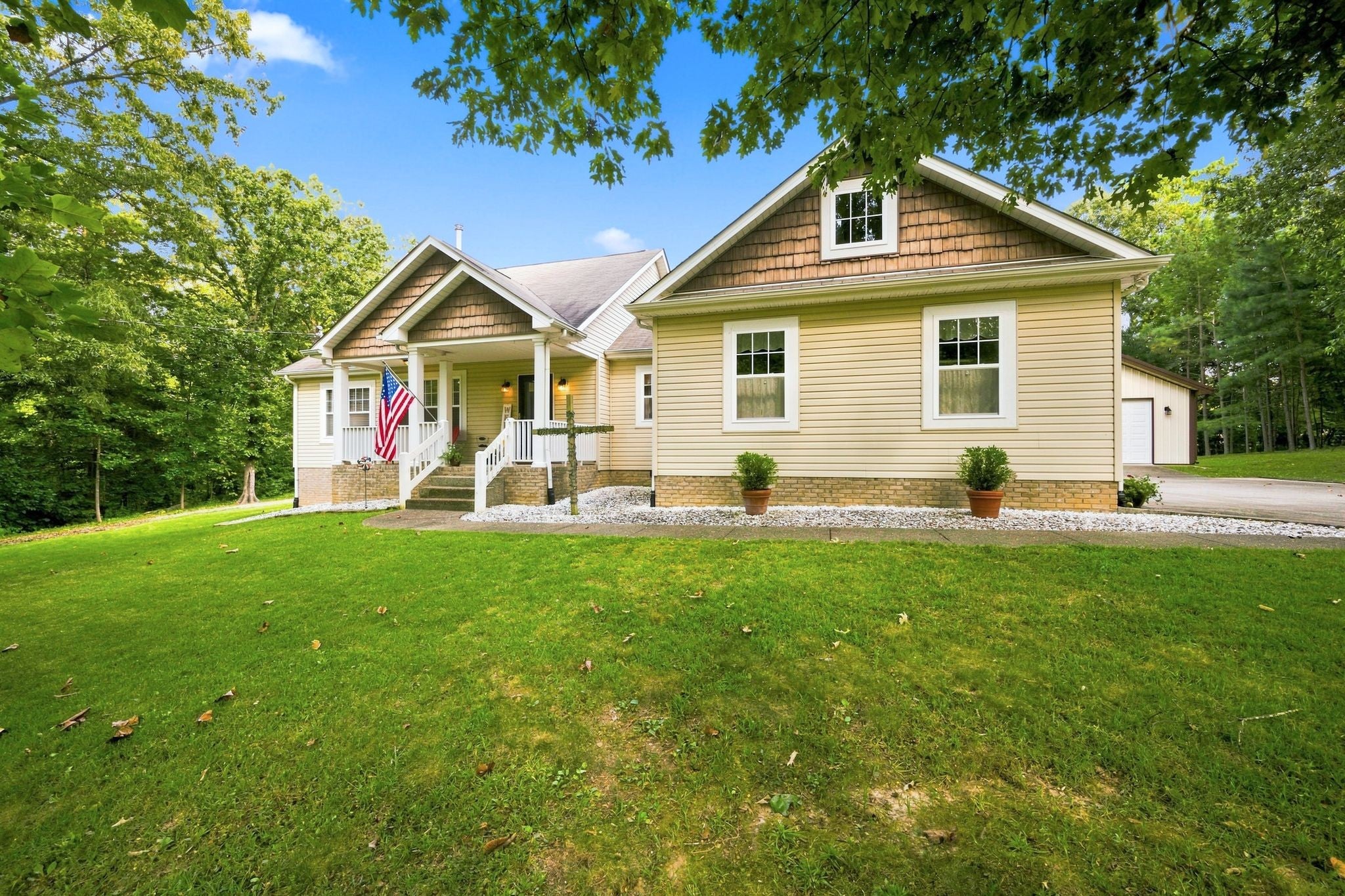526 Aubrey Ln