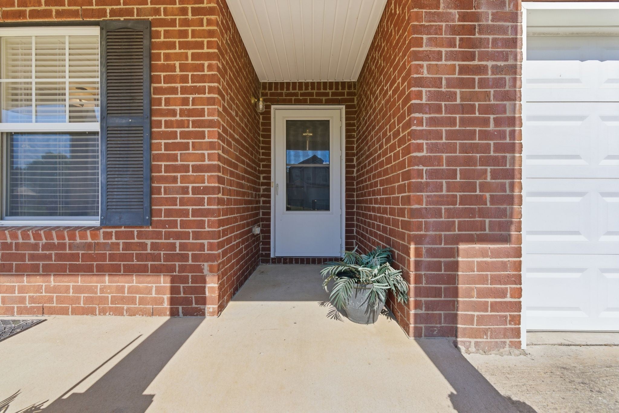 1001 Highpoint Ct