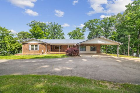 255 Whispering Hills Dr Dover TN 37058