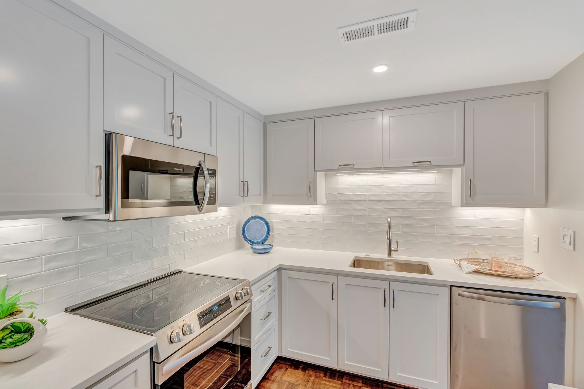 4215 Harding Pike 403
