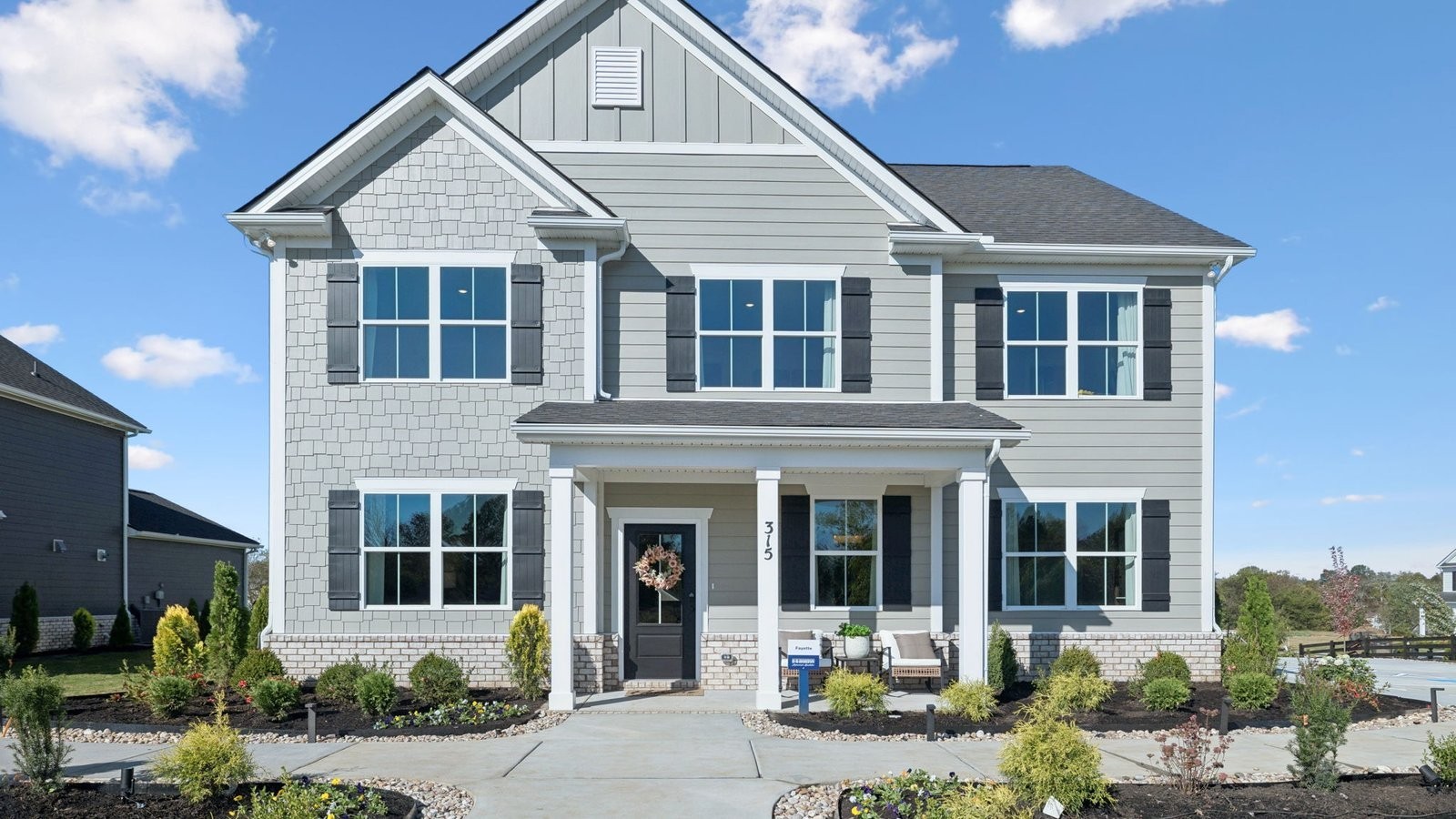 305 Harvest Point Blvd