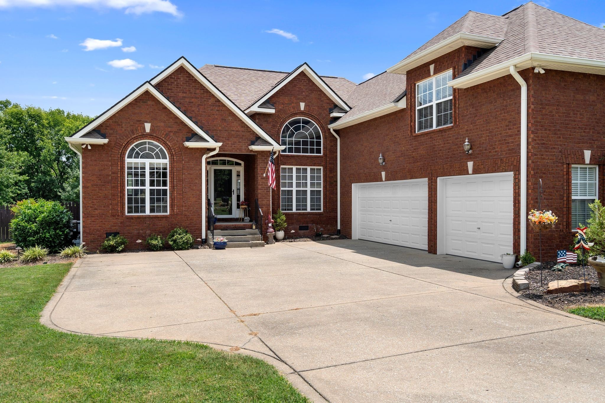 157 Mimosa Dr