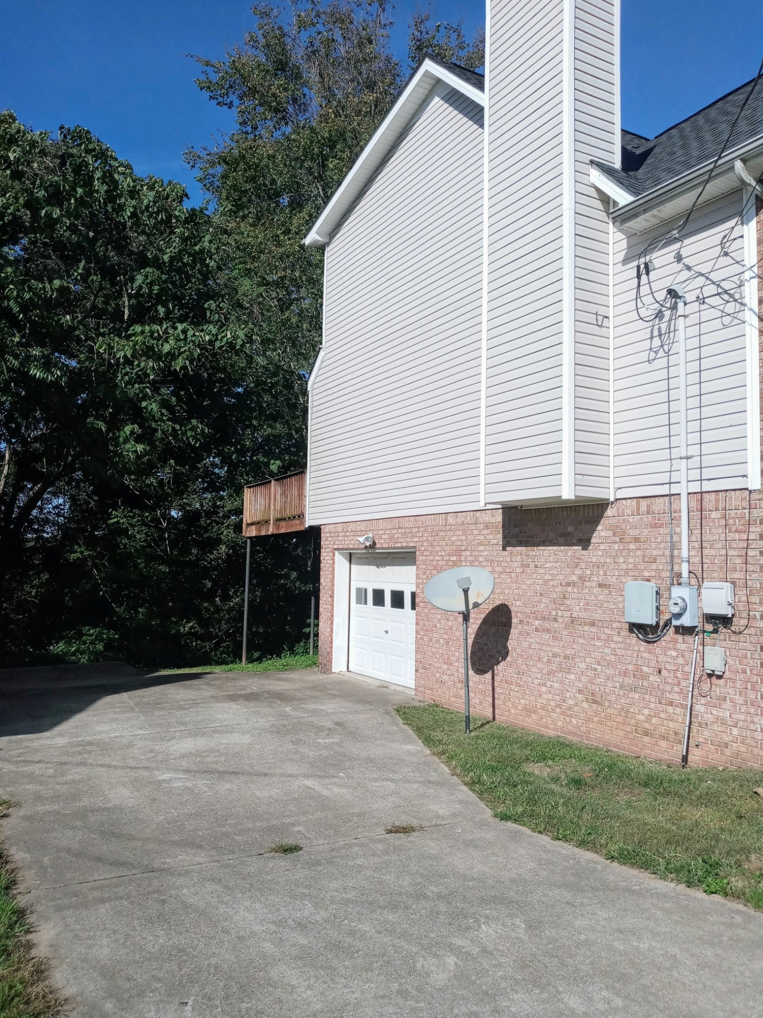 2575 Elkmont Dr