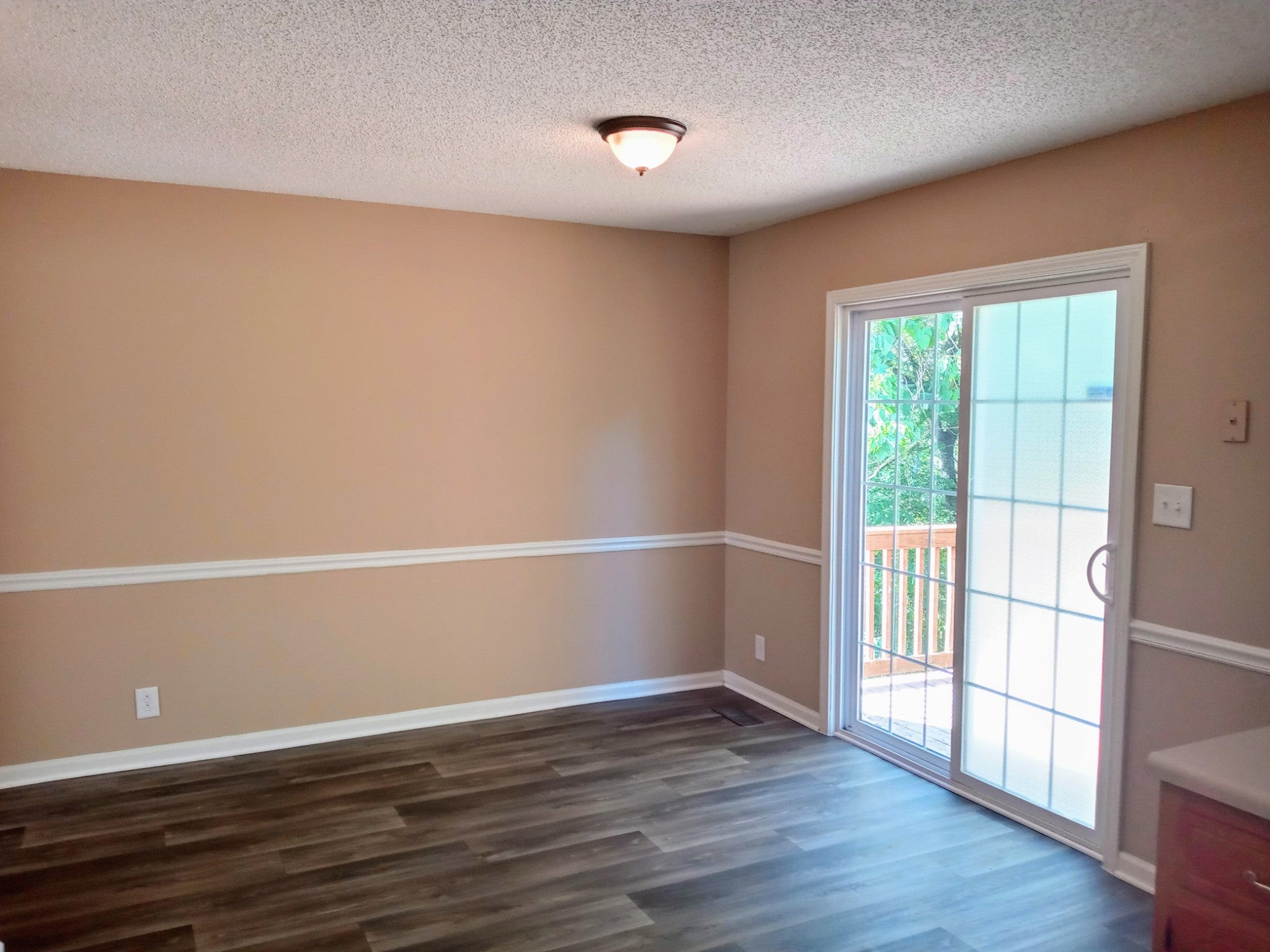 2575 Elkmont Dr