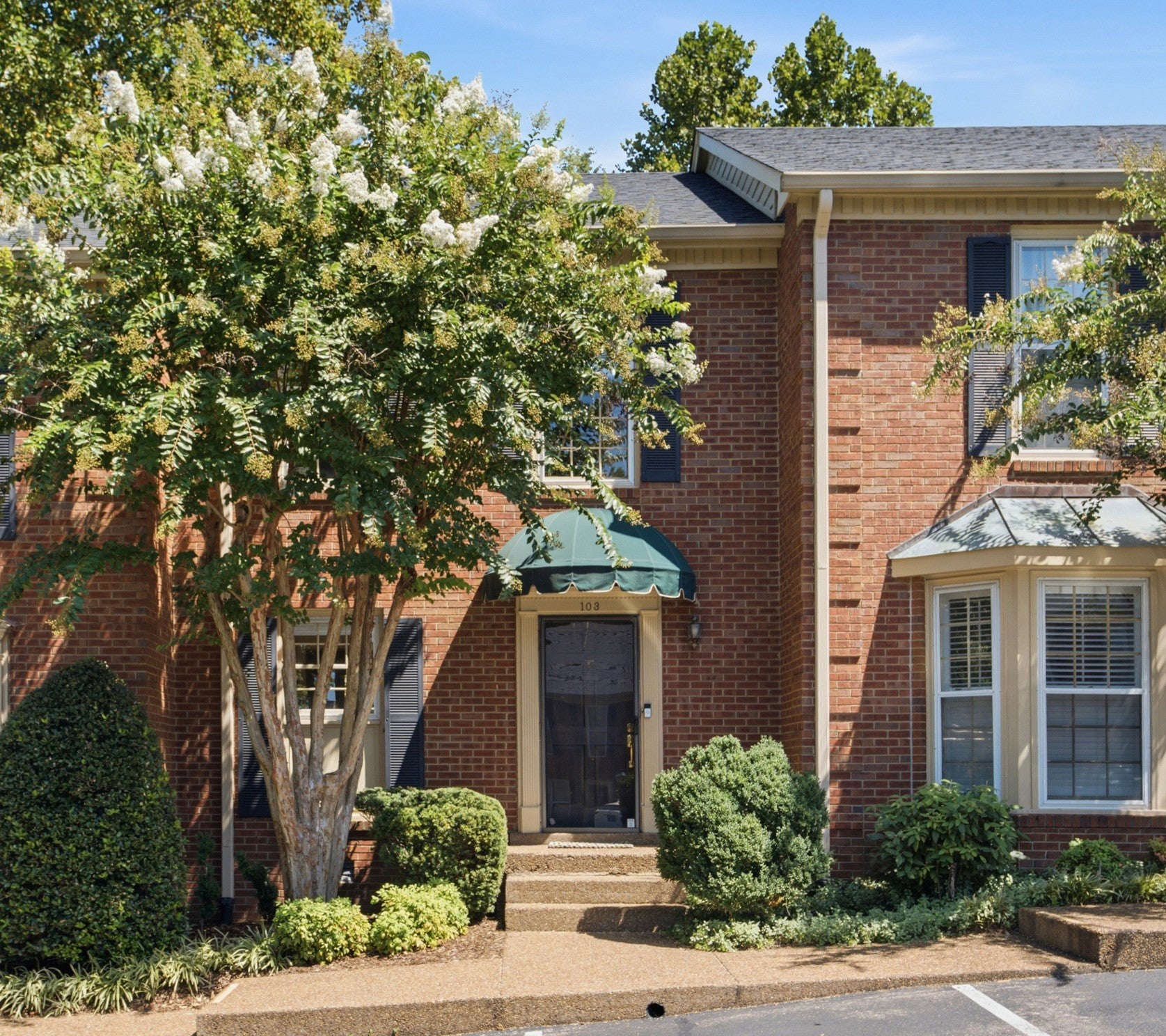 103 Westwood Trce