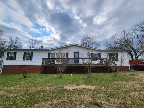 1110 Hunt St Winchester TN 37398