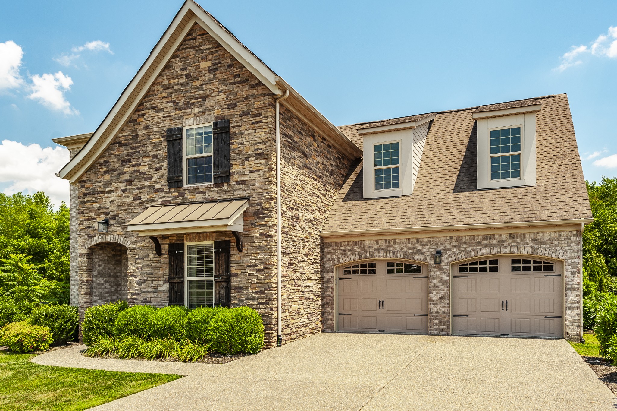 1328 Reynard Dr