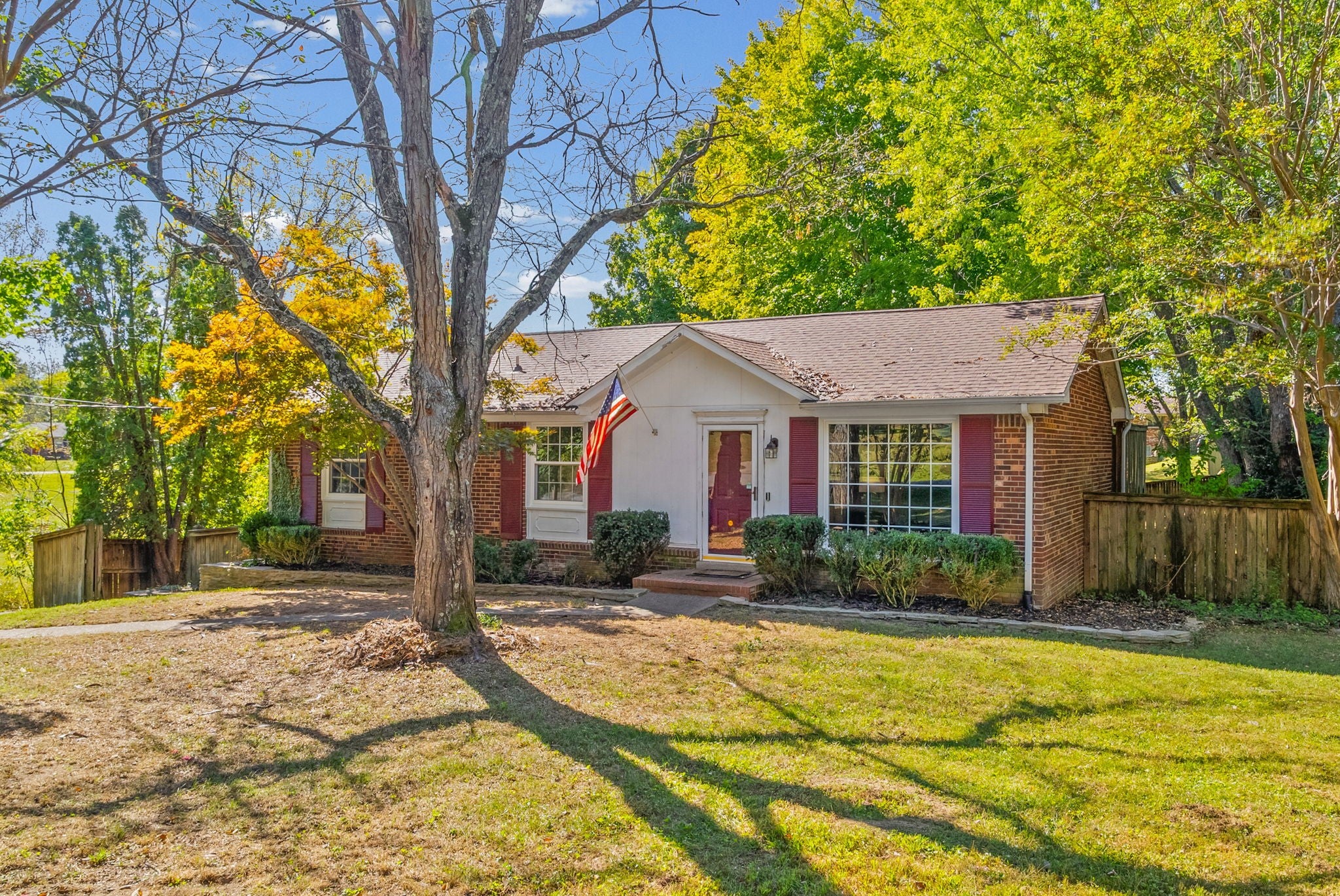 2030 Whitland Dr