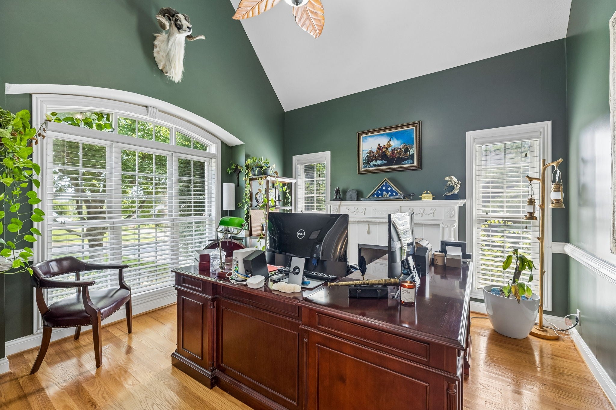 405 Lake Pointe Dr
