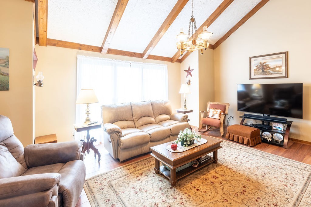 1041 Sandy Valley Rd