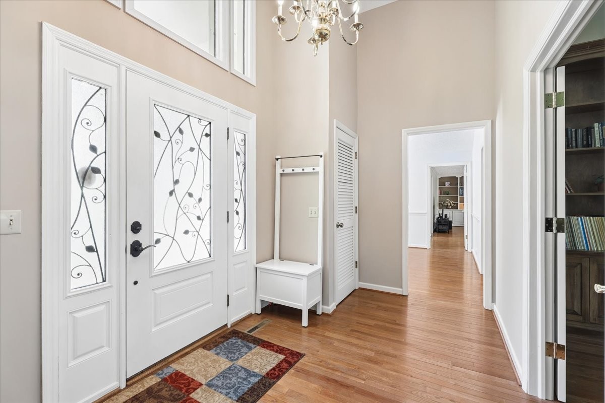 105 Applewood Ct