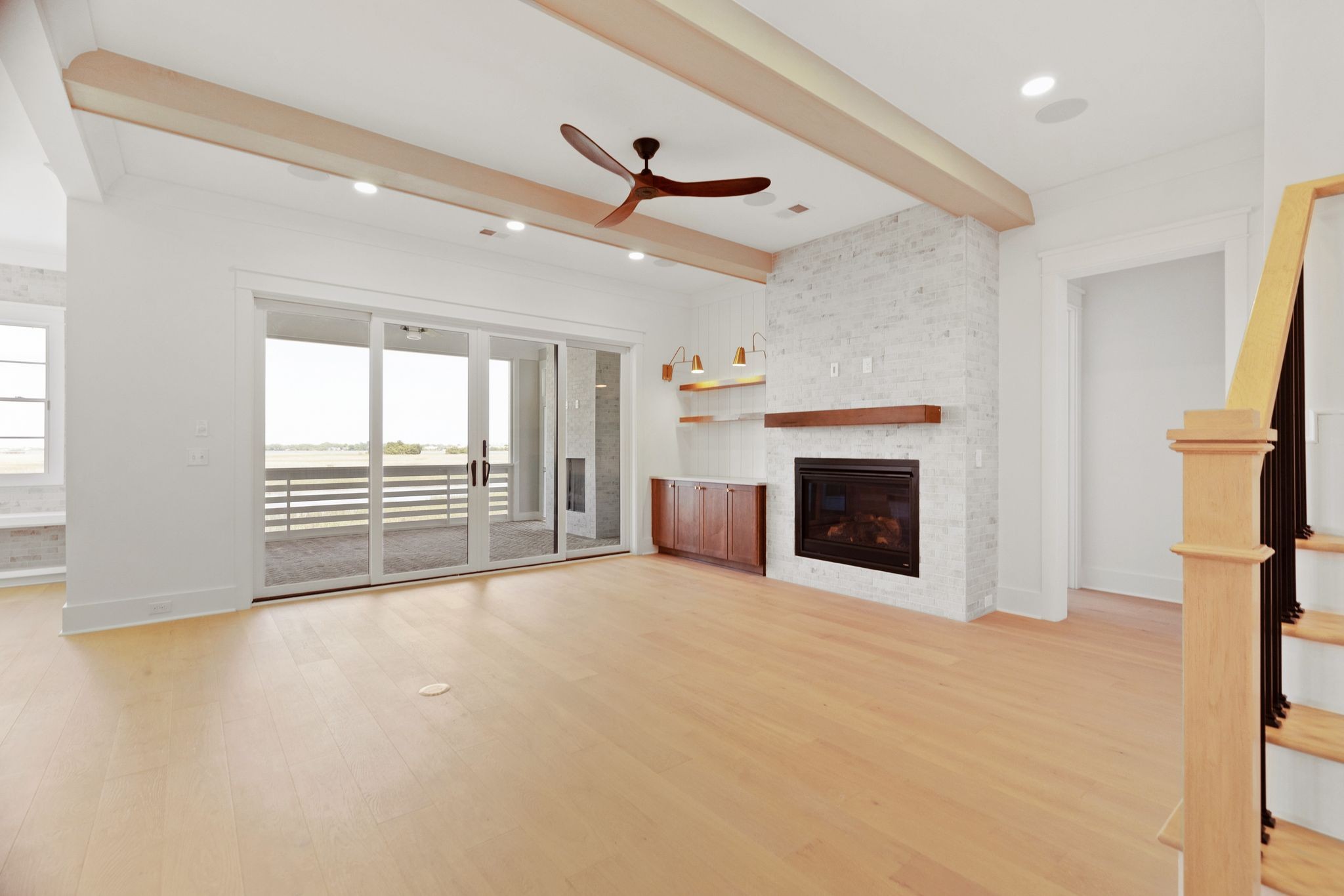 5424 Fremar Circle W