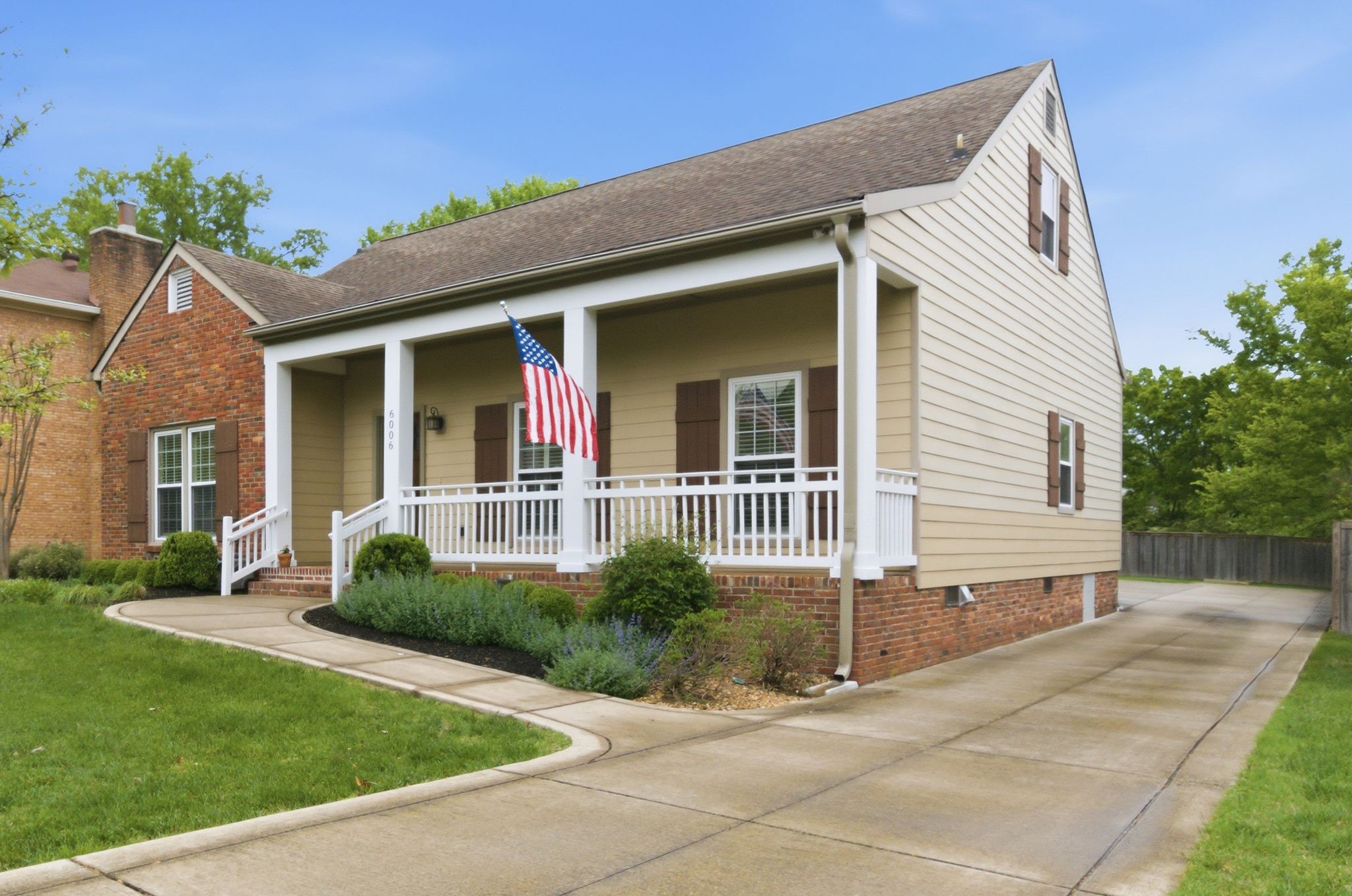 6006 Foxborough Sq E