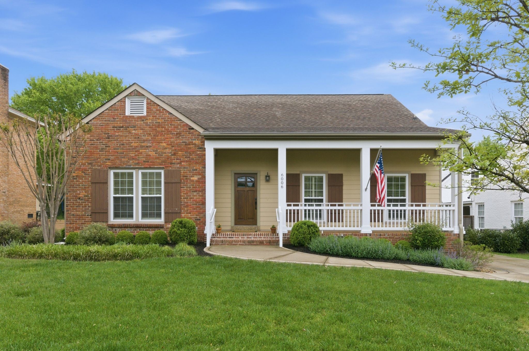 4-bed home at 6006 Foxborough Sq E, Brentwood, sold June 30, 2026