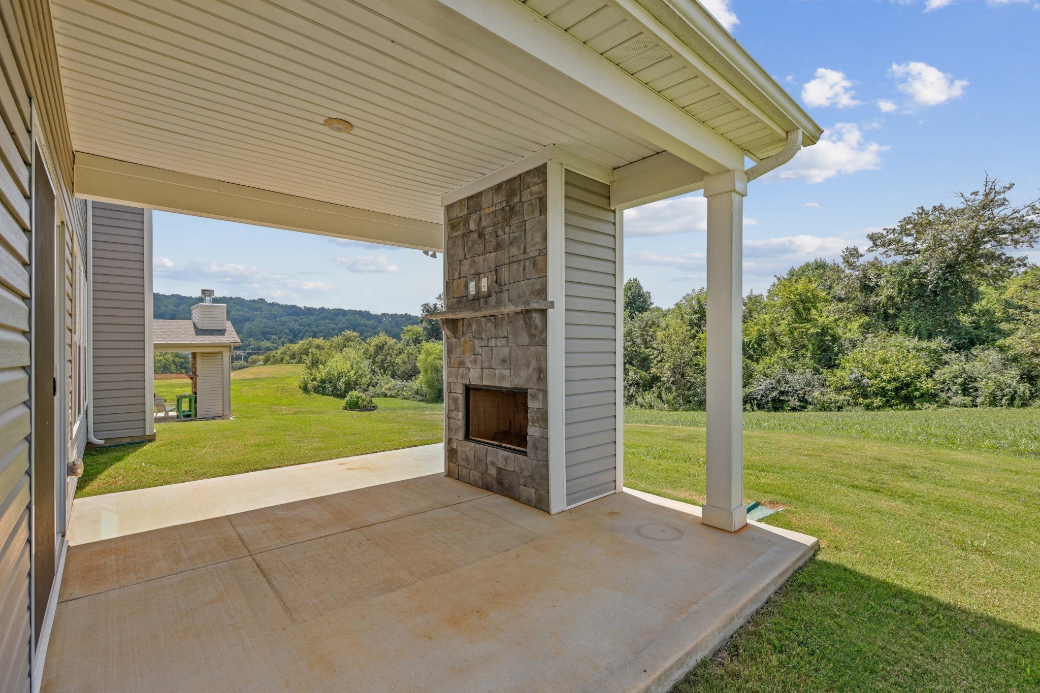 2353 Union Pointe Ln