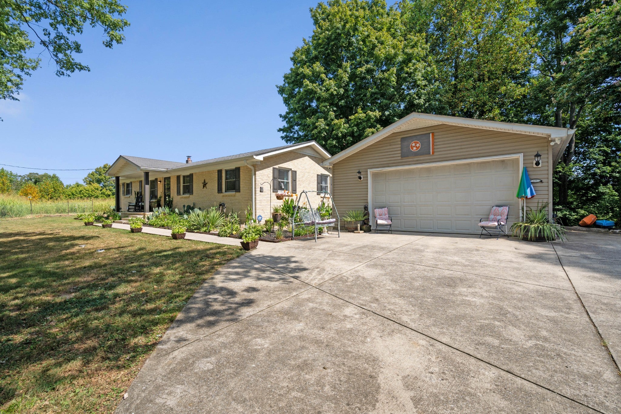 818 Dale Ridge Rd