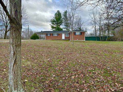 329 Poplar Dr Red Boiling Springs TN 37150